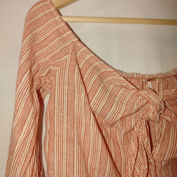 Free People Hello There Off the Shoulder Button From Long Sleeve Stripe Bow S - Picture 4 of 9